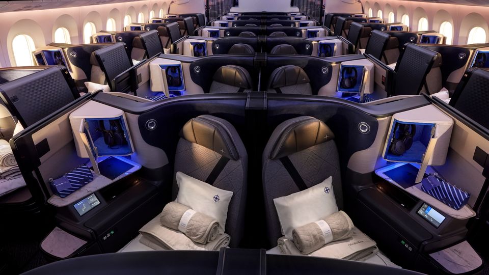 United's 'Elevated' 787 Polaris.