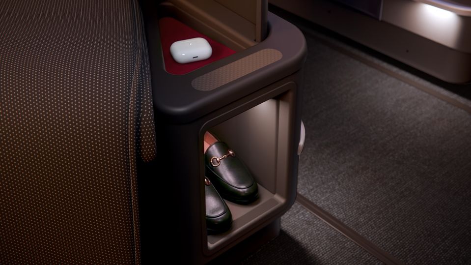 Delta's A350-1000 Delta One business class.