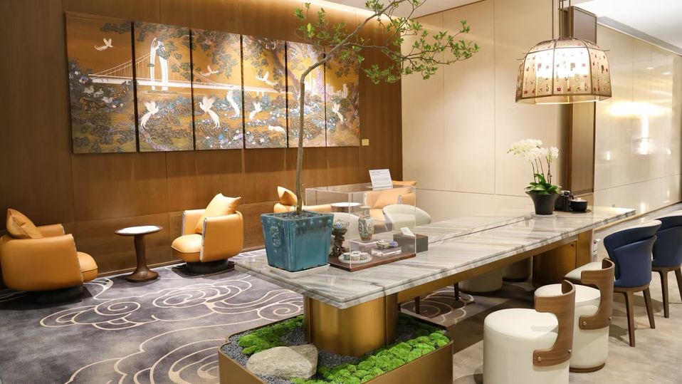 The Star Alliance lounge at Guangzhou embraces a 'sense of place'.