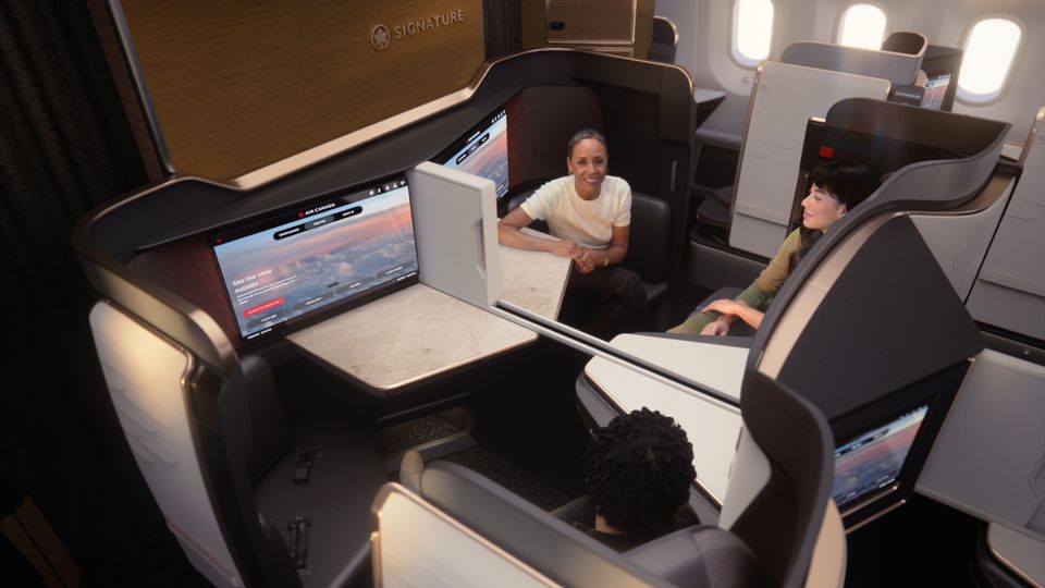 Air Canada's 787-10 Signature Plus suite.