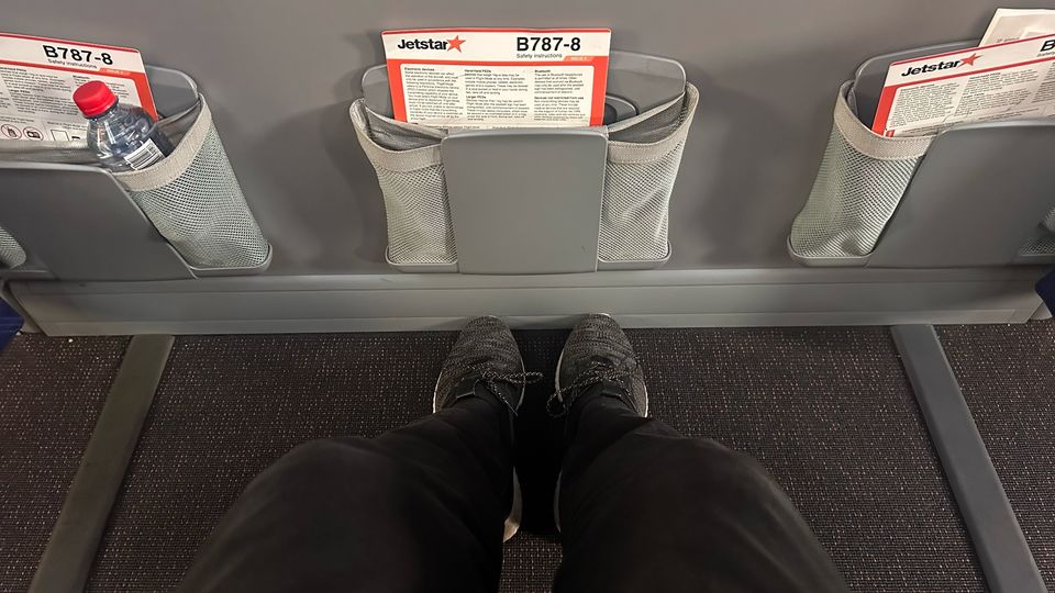 Like many bulkhead rows, your feet can end up wedged or angled against the wall.