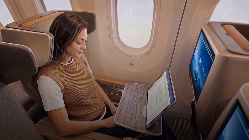 China Airlines' new 787 premium economy.
