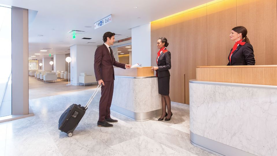 Qantas has temporarily closed its LAX first class lounge.