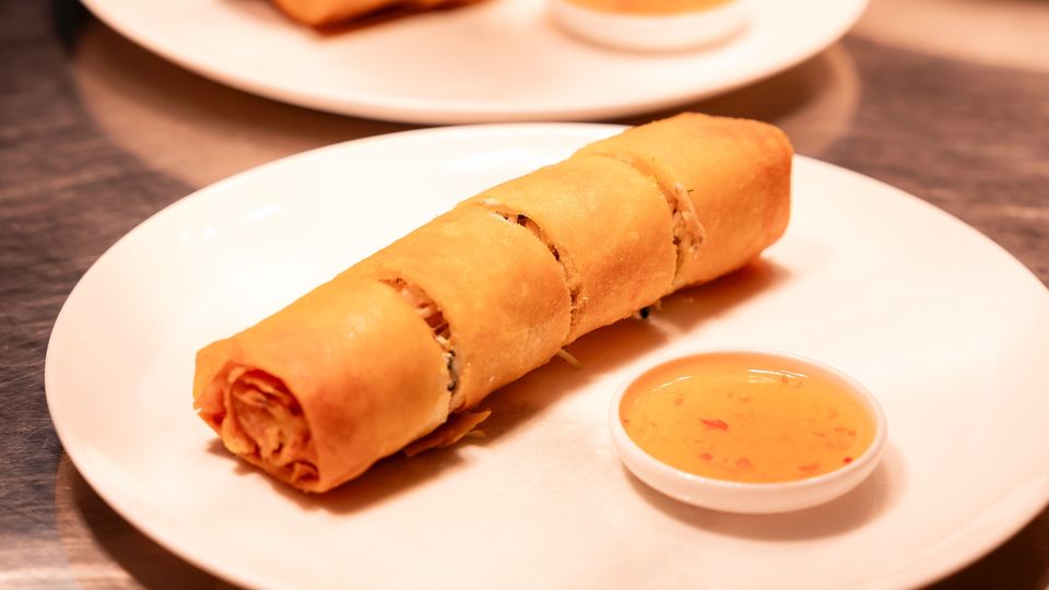 Fatty’s crispy spring rolls are now being served at Qantas' Singapore first class lounge.