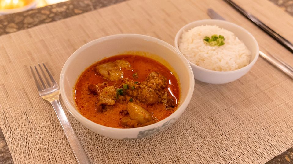 Fatty’s nuclear chicken joins the menu at Qantas' Singapore business class lounge.