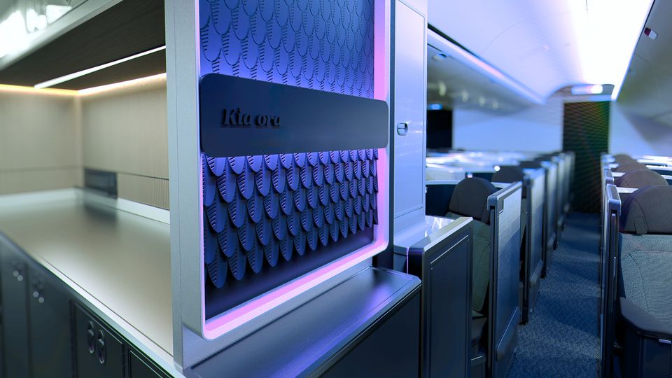 It's not an AirNZ business class cabin without a bit of purple lighting.