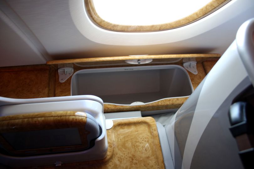 The A380's side storage bins, as photographed from seat 8B...