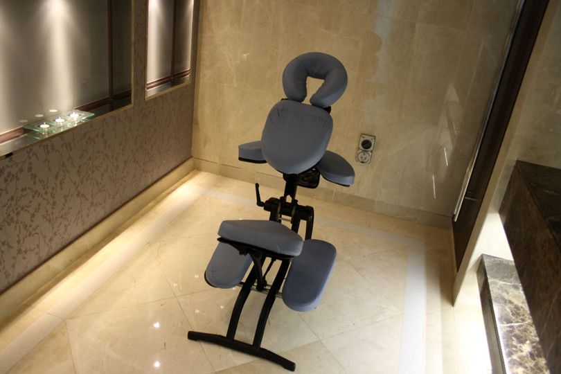 The Timeless Spa features both kneeling chairs and traditional massage tables...