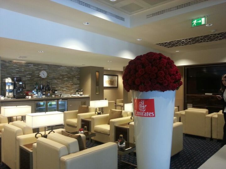 A relaxation area with beverage amenities. BuzzInRome