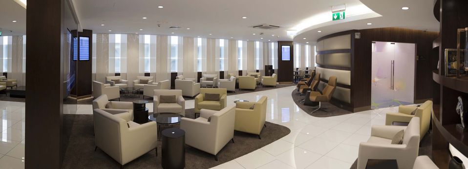Etihad business class lounge, Abu Dhabi Terminal 1