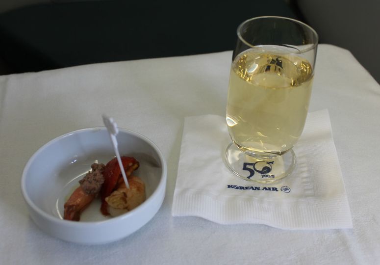 Korean Air Airbus A330-300 business class amuse-bouche