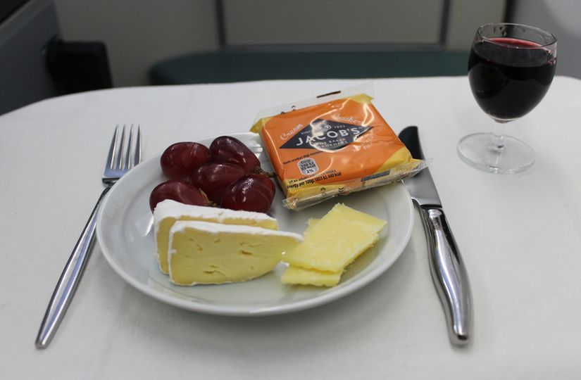 Korean Air Airbus A330-300 business class dining: cheese course