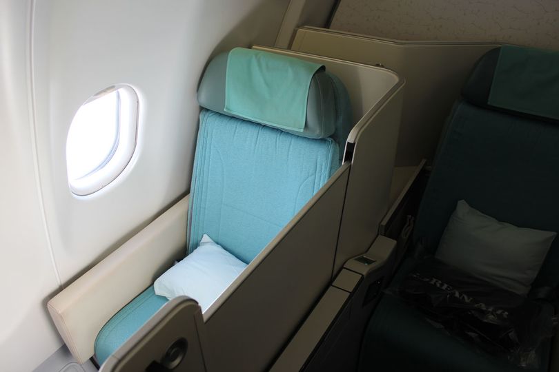 Korean Air Airbus A330-300 business class privacy panel