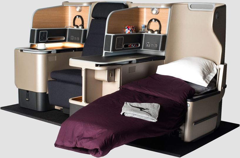 Fly in Qantas' Business Suite to Hong Kong, earn Club Points in Marco Polo