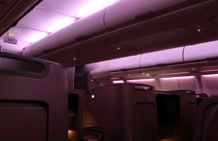 Mood lighting in Qantas Airbus A330-300 business class