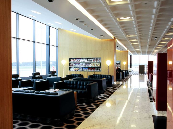 Qantas first class lounge, Melbourne