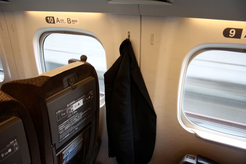 'A' and 'D' seats are at the window, 'B' and 'C' seats are at the aisle.