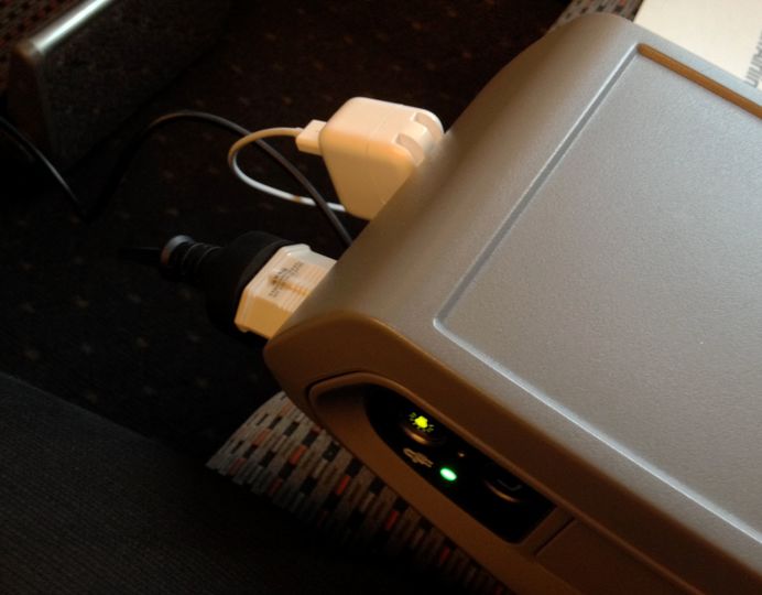 Nobody sitting next to you? Make use of both power points!